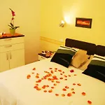 Apartahotel Opera